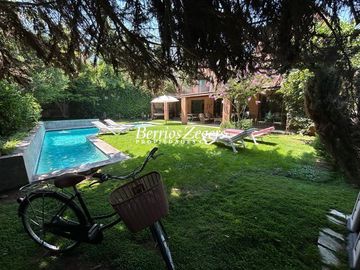 Casa en Venta en San Ramon / Colegio Juanita de Los Andes
