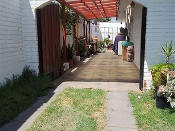 Casa en Venta en Parque Tobalaba