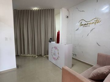 EN VENTA LOCAL COMERCIAL REAL DE MINAS, PLAZA MAYOR. Cod V23303