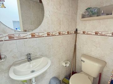 EN VENTA LOCAL COMERCIAL REAL DE MINAS, PLAZA MAYOR. Cod V23303