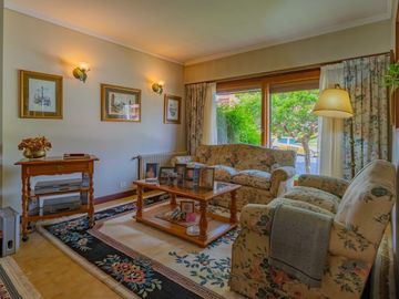 Venta increible casa de 5 ambientes mas departamento de 2 ambientes