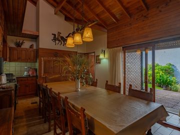 Venta increible casa de 5 ambientes mas departamento de 2 ambientes
