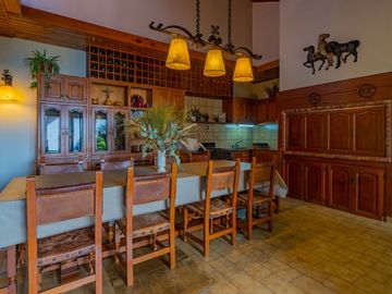 Venta increible casa de 5 ambientes mas departamento de 2 ambientes
