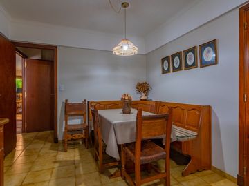 Venta increible casa de 5 ambientes mas departamento de 2 ambientes