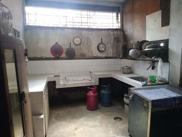 Rumah Usaha Arcamanik dekat Terminal Antapani Bandung