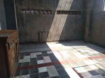 Rumah Usaha Arcamanik dekat Terminal Antapani Bandung