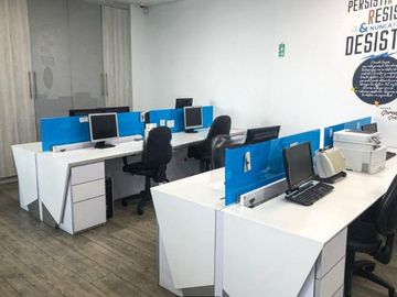 oficina en arriendo en santa ana occidental-usaquén. Cod A1105129