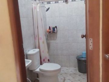 rumah di jati bening bekasi one gate lokasi strategis pinggir jalan Raya jalan ratna