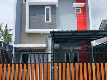 Rumah 2 Lantai Harga 1 Lantai GRATIS Semua Biaya Tanpa Bunga di Malang