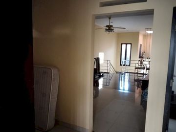 RUMAH SEJUK MEWAH DI KOMPLEK PELANGI ANTAPANI KOTA BANDUNG