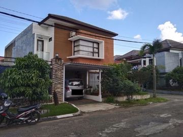 RUMAH SEJUK MEWAH DI KOMPLEK PELANGI ANTAPANI KOTA BANDUNG