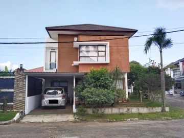 RUMAH SEJUK MEWAH DI KOMPLEK PELANGI ANTAPANI KOTA BANDUNG