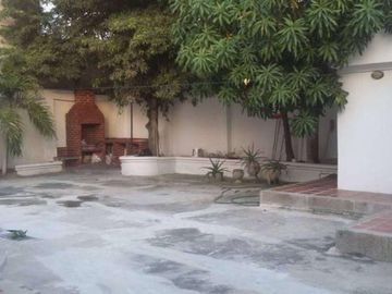 comercial (casa para comercio) en arriendo/venta en san vicente. Cod V108975