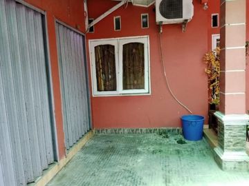 Rumah second dekat gerbang tol Kukusan Depok