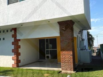 Casa Sola en Venta, Lomas de Cocoyoc, Morelos