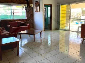 Casa Sola en Venta, Lomas de Cocoyoc, Morelos