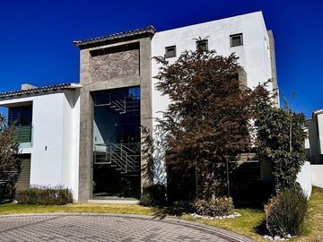 VENTA DE CASA MODELO VICTORIA EN CONDADO DEL VALLE METEPEC