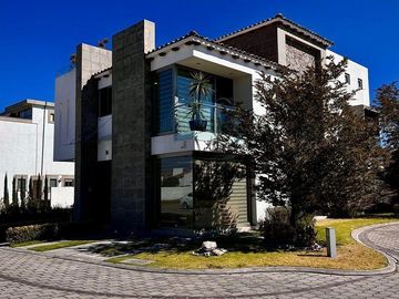 VENTA DE CASA MODELO VICTORIA EN CONDADO DEL VALLE METEPEC