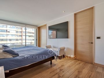 ¡IMPERDIBLE! Excelente y amplio departamento amoblado ubicado en inmejorable ubicación, Hermanos Cabot