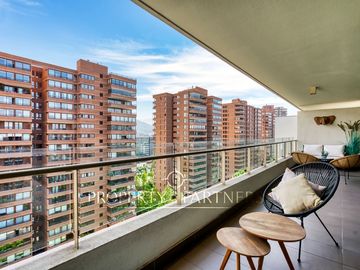 ¡IMPERDIBLE! Excelente y amplio departamento amoblado ubicado en inmejorable ubicación, Hermanos Cabot
