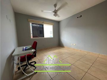 Se Vende Casa en PH Alpes, Brisas Norte