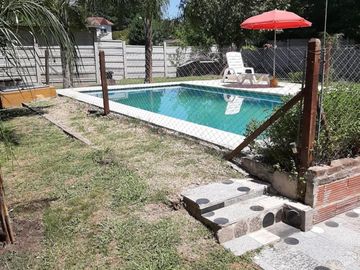 Excelente casa quinta en barrio sakura de 750 m2