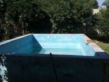 Casa americana en buen estado en Barrio Almafuerte