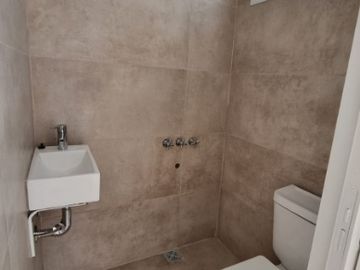 Casa con Departamento en venta en Lujan Centro