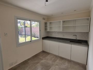 Casa con Departamento en venta en Lujan Centro