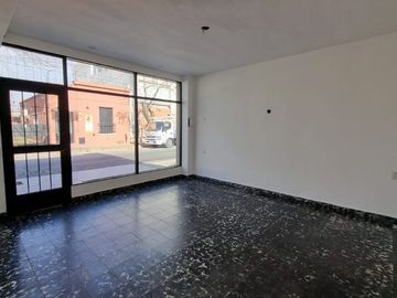 Casa con Departamento en venta en Lujan Centro