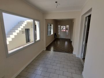 Casa con Departamento en venta en Lujan Centro