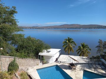 CASA  en venta en TEQUESQUITENGO