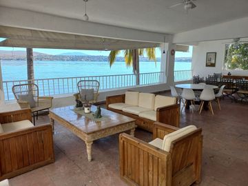 CASA  en venta en TEQUESQUITENGO