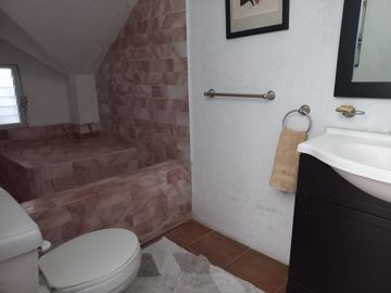 CASA  en venta en TEQUESQUITENGO