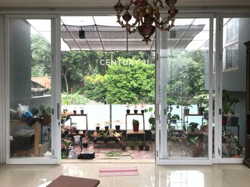 Rumah Modern 25 Lantai  Mezzanine Kebayoran Residence 8108