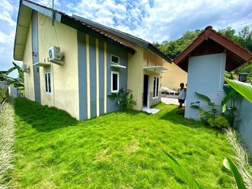 Rumah villa full furnished denga tanah di barat pasar Godean