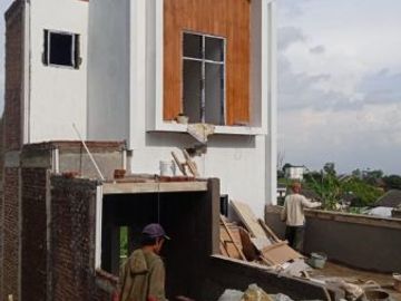 Rumah 2 lantai harga 1 lantai city view cimahi utara 400 juta an