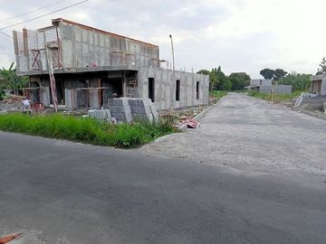 RUMAH DI PRAMBANAN DEKAT CANDI, DEKAT JLN PROVINSI