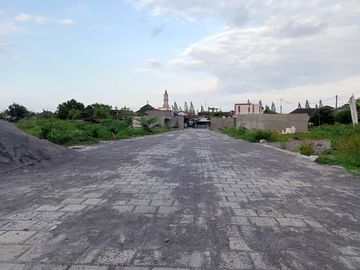 RUMAH DI PRAMBANAN DEKAT CANDI, DEKAT JLN PROVINSI