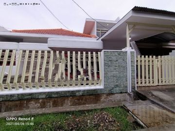 Rumah Raya Manyar Tirtoyoso strategis