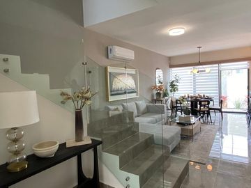 VENTA HERMOSAS CASAS CUMBRES PRIVADA VENECIA MODELO MURANO