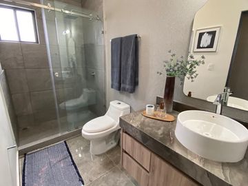 VENTA HERMOSAS CASAS CUMBRES PRIVADA VENECIA MODELO MURANO