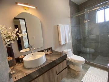 VENTA HERMOSAS CASAS CUMBRES PRIVADA VENECIA MODELO MURANO