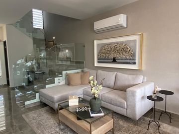 VENTA HERMOSAS CASAS CUMBRES PRIVADA VENECIA MODELO MURANO