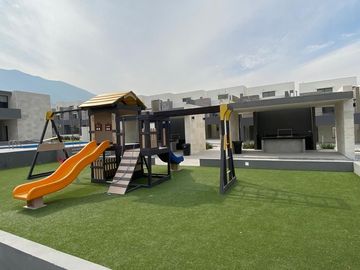 VENTA HERMOSAS CASAS CUMBRES PRIVADA VENECIA MODELO MURANO