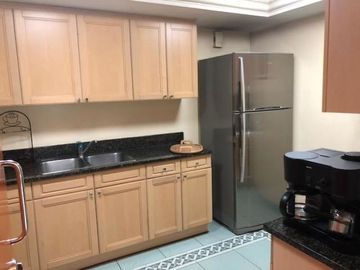 Condominium for Rent 2 bedrooms: 2BR Flat Condo for Rent / Lease in Hidalgo Place Tower Rockwell Center Makati