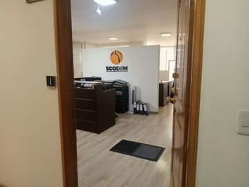 oficina en arriendo/venta en chico norte. Cod A1105141