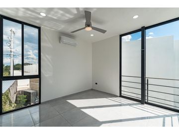 RESIDENCIA EN DZITYA  CON PISCINA , 3 HAB.