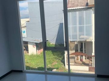 rumah di perumahan villa joyo agung Merjosari Malang