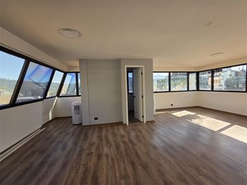 Oficina en arriendo en Providencia